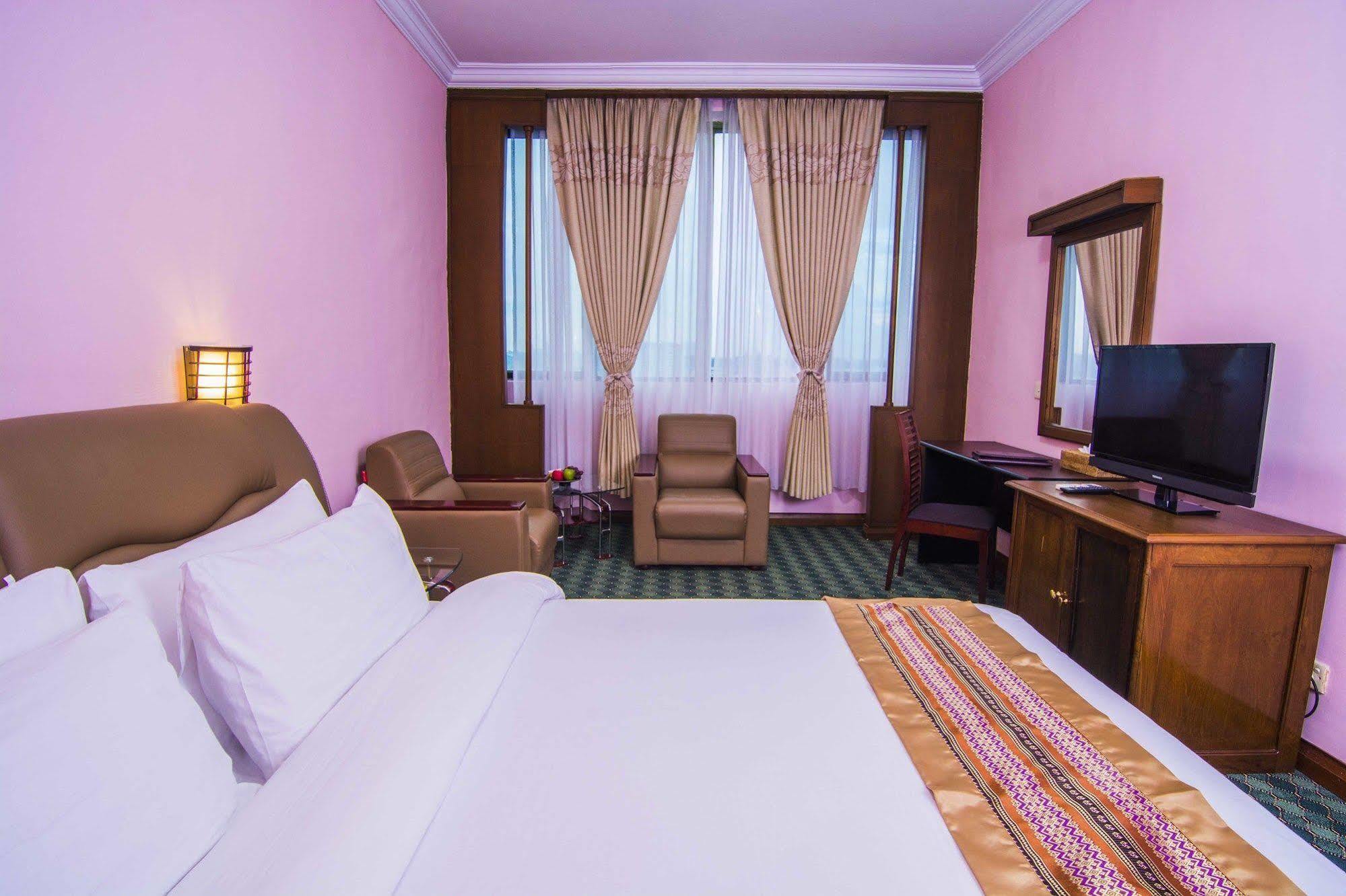 Plaza 3* Yangón