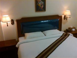 Plaza 3* Yangón