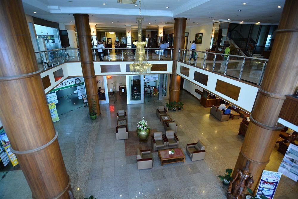 Hotel Plaza 3*