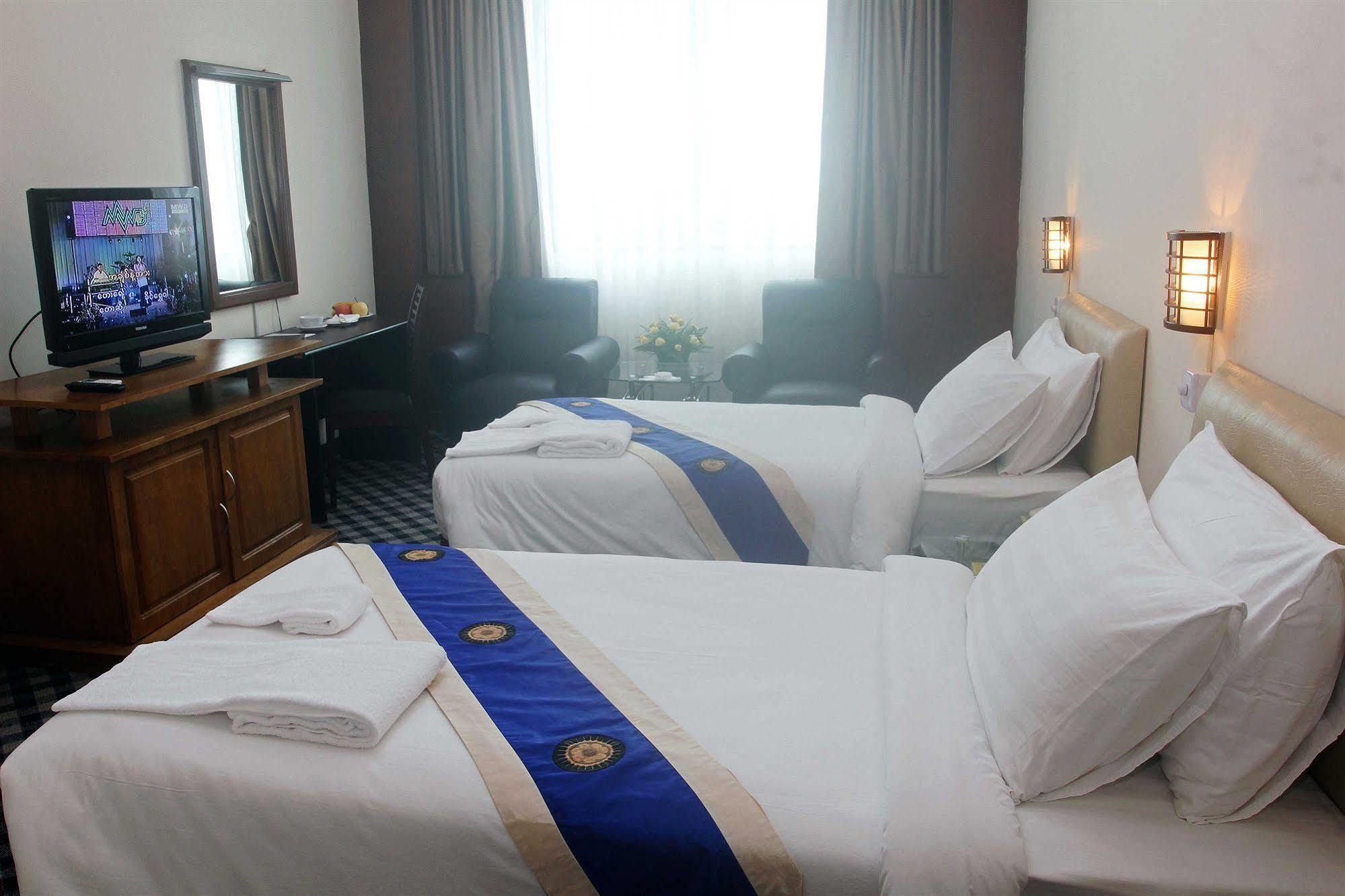 Plaza Hotel Yangon